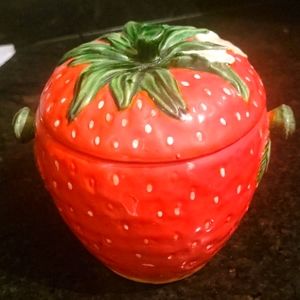VINTAGE ROSSETTI STRAWBERRY COOKIE JAR